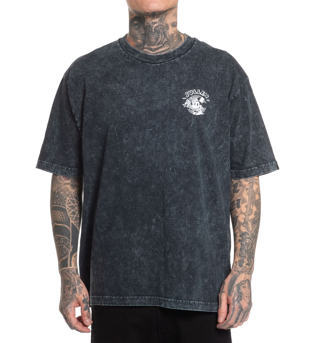 Steamboat Sullie 1 Ton tee - studio front